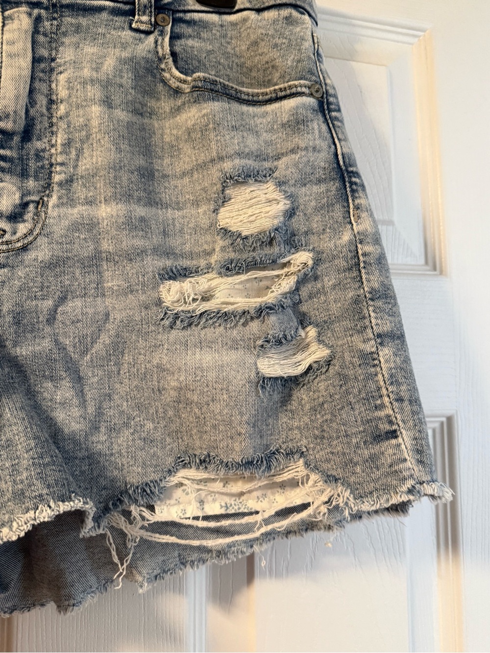 Distressed Light Wash Denim Women’s Shorts - Picture 8 of 10